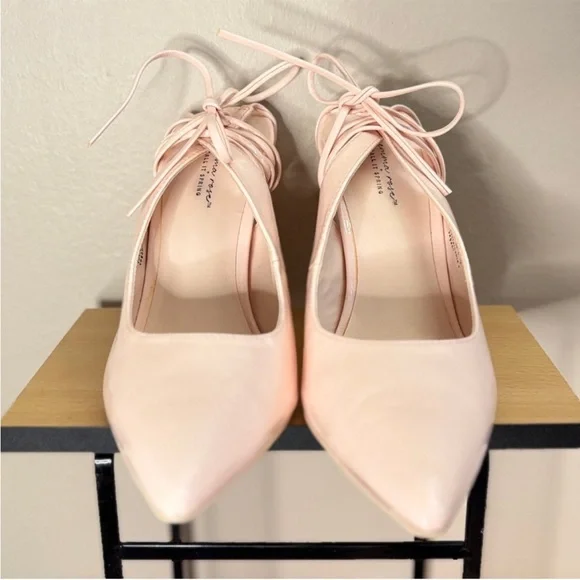 Call It Spring Blush Pink Patent Lace-Up 4” Triangle Block Heels – Size 7 EUC - Picture 5 of 15